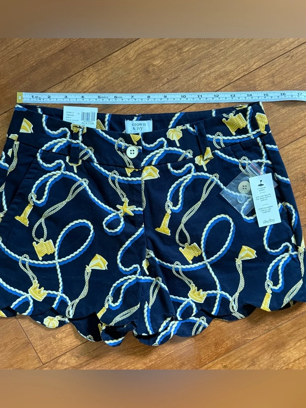NWT Crown & Ivy Shelby Navy Scalloped Hem Print Shorts-Size 2